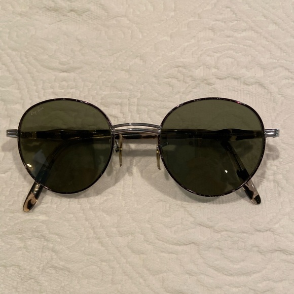 Authentic Vintage RayBan Ritual Sunglasses - Picture 1 of 16